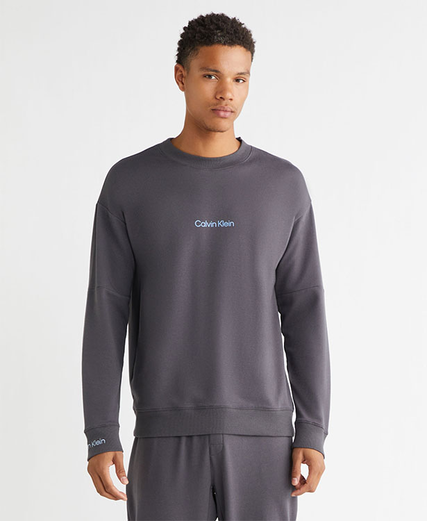 <p style="line-height: 20px; text-align: left;"><span style="font-family: 'Klein Web 55 Regular'; color: #ffffff; font-size: 14px; letter-spacing: 0.3px;">Sleepwear</span></p>